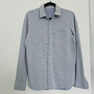 LULULEMON Commission Performance Dust Blue Button Down Shirt Pocket Sz S?